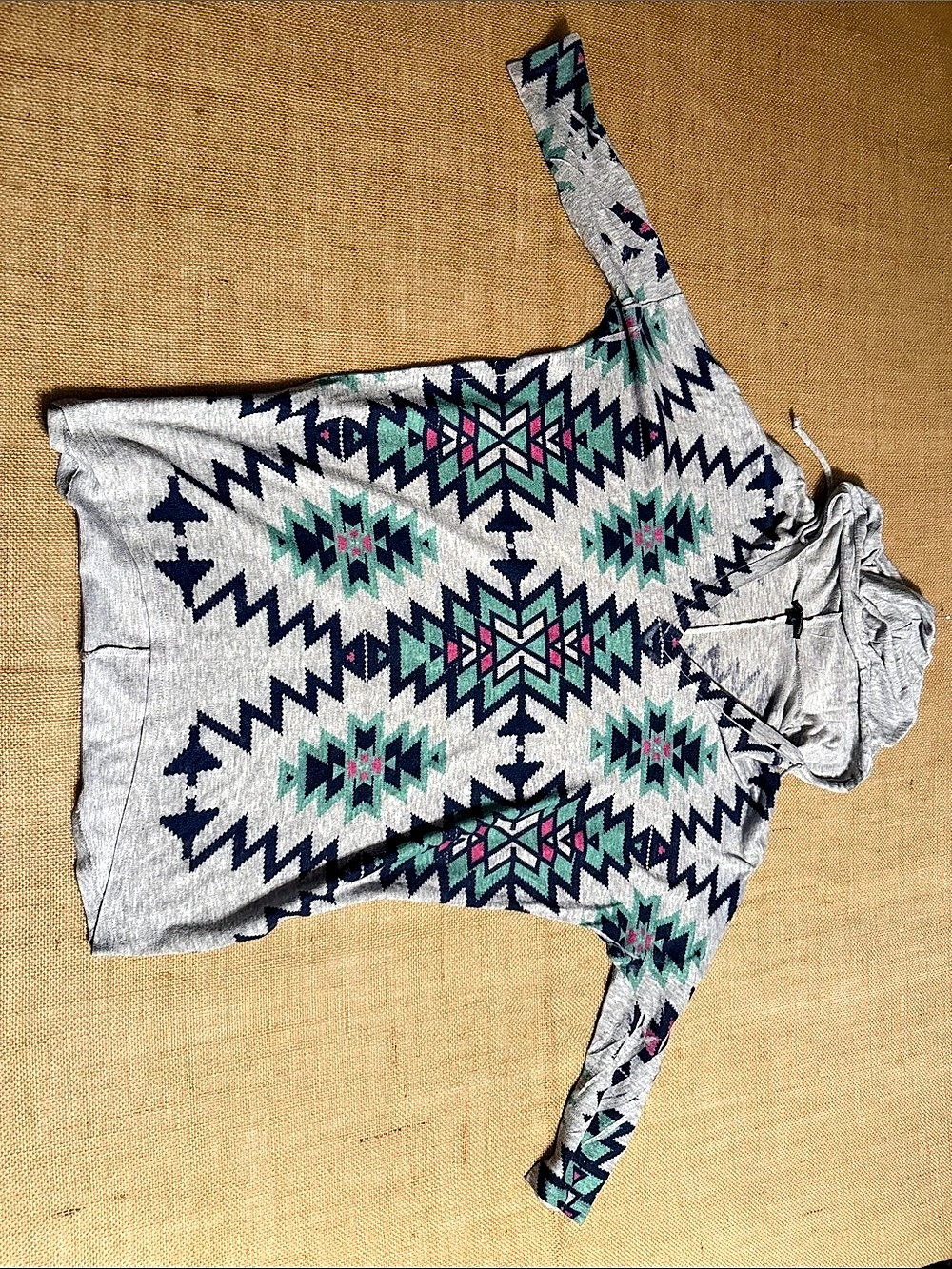 Geometric Gray & Green Top Size Large